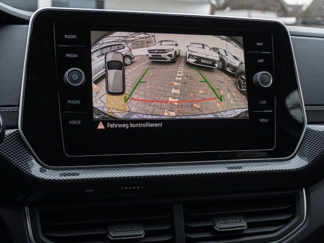 T-Cross R-Line DSG *ACC*KAMERA*MATRIX*APP-CONNECT*