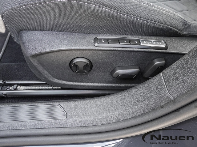Golf Style 1.4 eHybrid DSG *ACC*KAMERA*SHZ+LHZ*