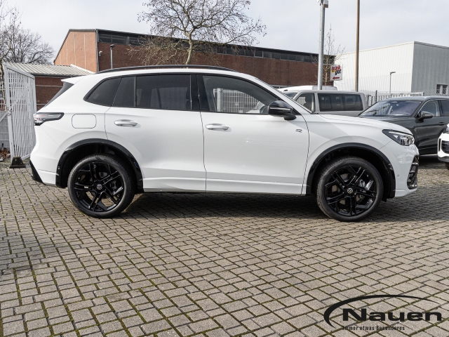 Tiguan R-Line 4Motion *AHK*PANO*STAND.HZG.*MATRIX*LEDER*