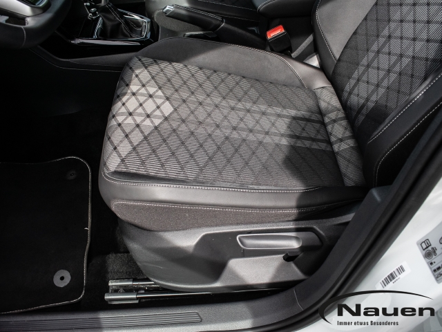 T-Cross 1.5 TSI DSG R-Line Rückfahrkamera, Navi, ACC, Allwetter