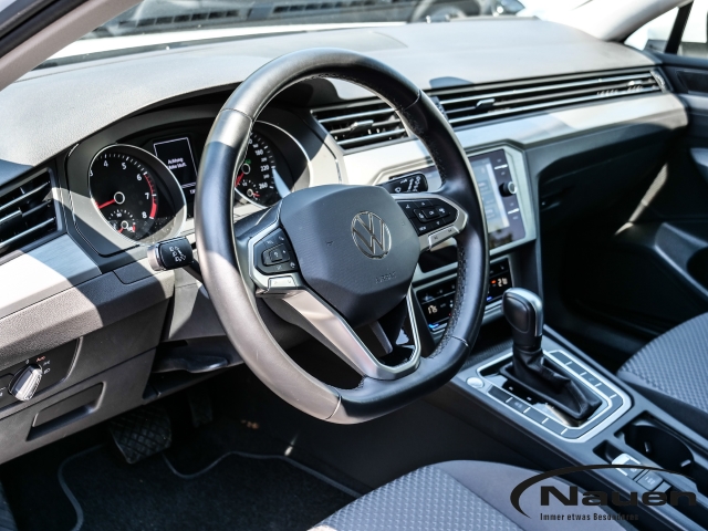 Passat Variant 1.5 TSI DSG Allwetter, LED, Appel CarPlay, ACC