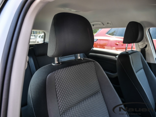 Passat Variant 1.5 TSI DSG Allwetter, LED, Appel CarPlay, ACC