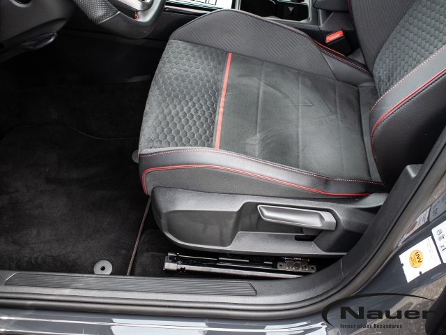 Golf GTI DSG Clubsport *DCC*KAMERA*NAVI*LHZ+SHZ*BLACK STYLE*