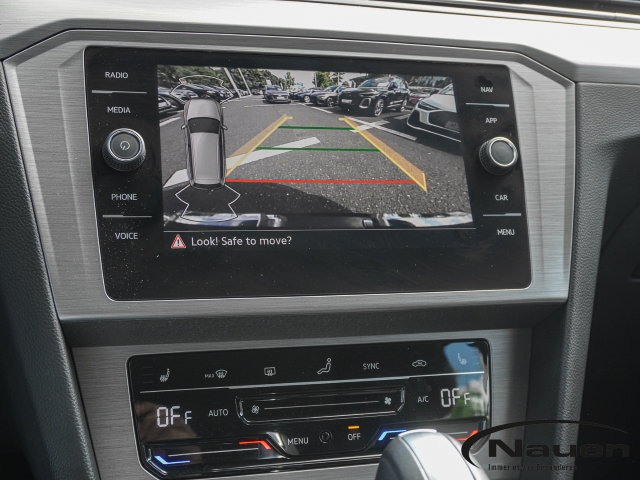 Passat Variant DSG Conceptline *NAVI*KAMERA*APP-CONNECT*CLIMATRONIC*