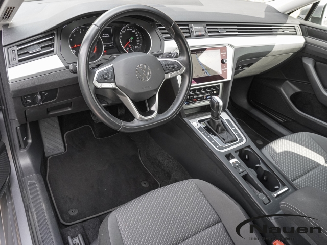 Passat Variant Conceptline DSG *NAVI*KAMERA*LED*SHZ*APP-CONNECT*
