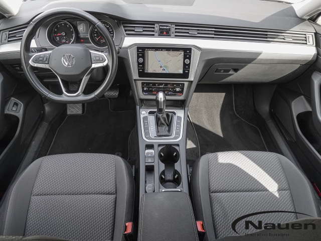 Passat Variant Conceptline DSG *NAVI*KAMERA*LED*SHZ*APP-CONNECT*