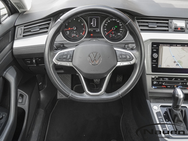 Passat Variant Conceptline DSG *NAVI*KAMERA*LED*SHZ*APP-CONNECT*