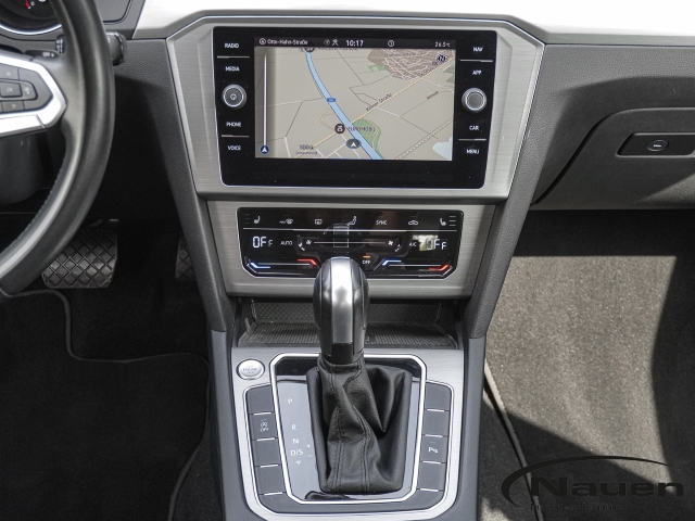 Passat Variant Conceptline DSG *NAVI*KAMERA*LED*SHZ*APP-CONNECT*