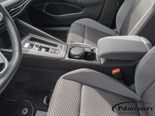 Golf Active DSG *NAVI*SHZ+LHZ*CLIMATRONIC*LED*