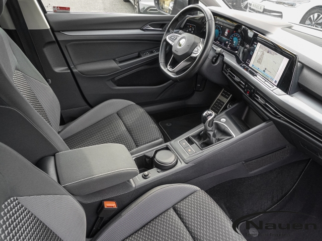 Golf Active *NAVI*CLIMATRONIC*SHZ+LHZ*APP-CONNECT*