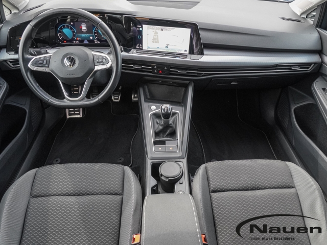 Golf Active *NAVI*CLIMATRONIC*SHZ+LHZ*APP-CONNECT*