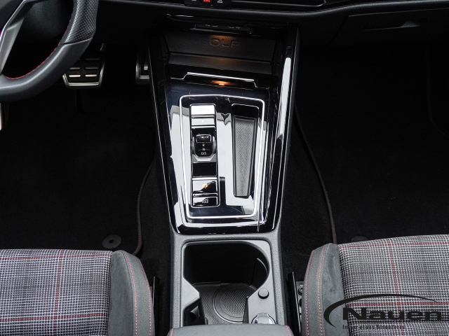 Golf GTI *ACC*NAVI*KAMERA*SHZ+LHZ*CLIMATRONIC*