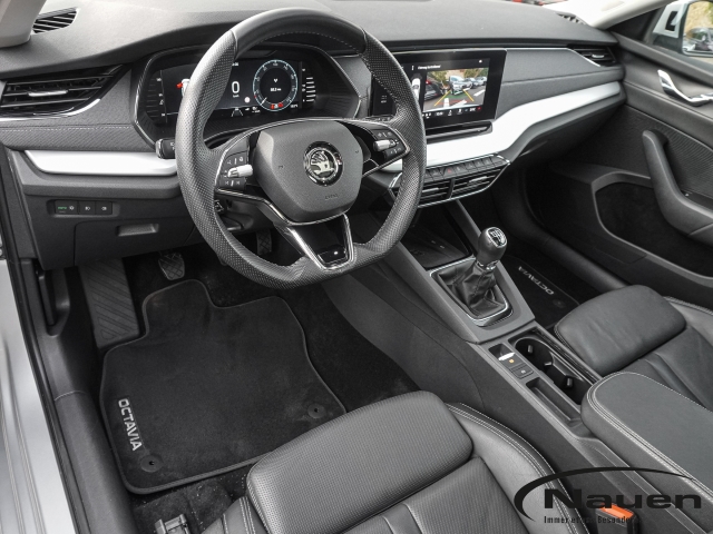 Octavia Combi Style *ACC*PANO*HUD*KAMERA*NAVI*LHZ+SHZ*