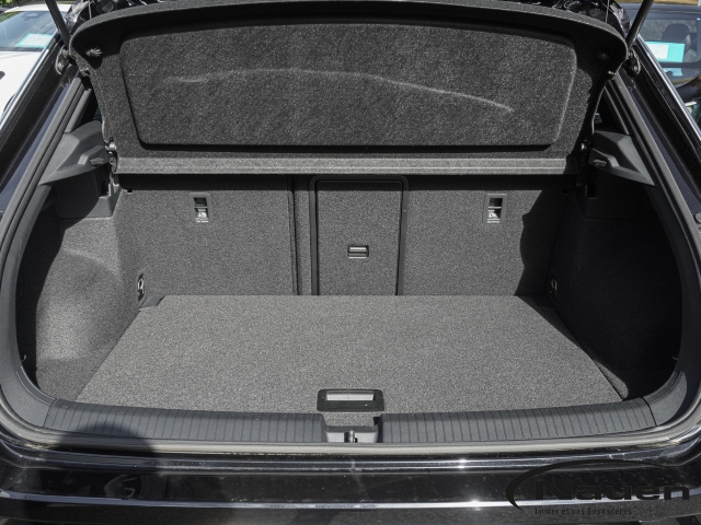 T-Roc R-Line *ACC*KAMERA*MATRIX*NAVI*CLIMATRONIC*