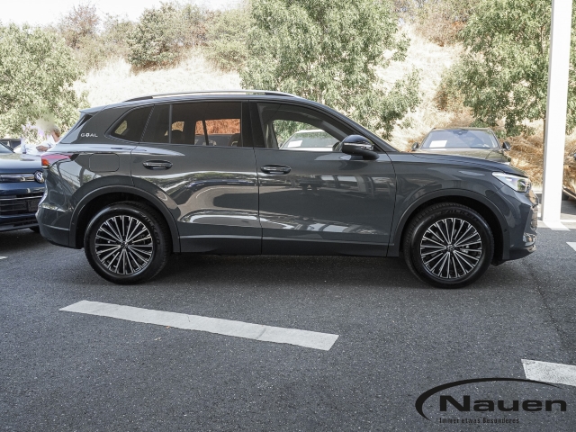 Tiguan GOAL DSG *ACC*LED*NAVI*SHZ+LHZ*DC*