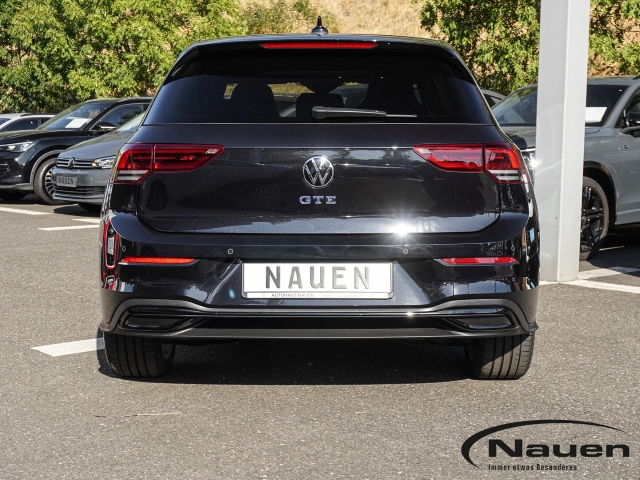 Golf GTE DSG *AHK*PANO*ACC*NAVI*LHZ+SHZ*BLACK-STYLE*