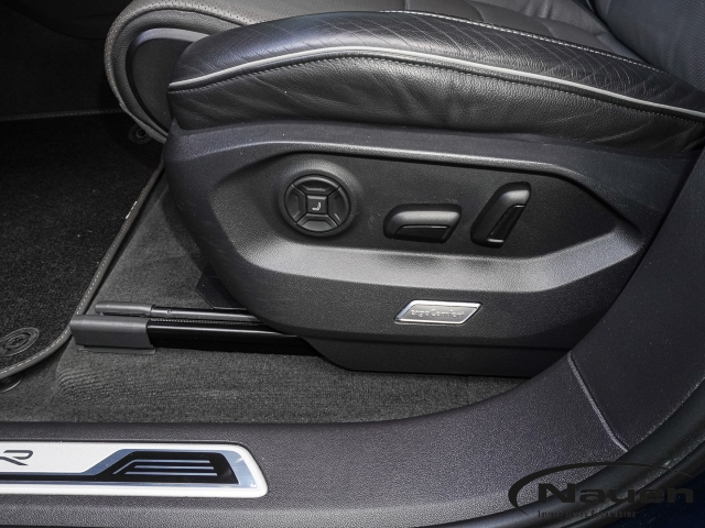 Touareg 3.0 V6 TDI 4Motion R-Line Luftfederung Navi Leder