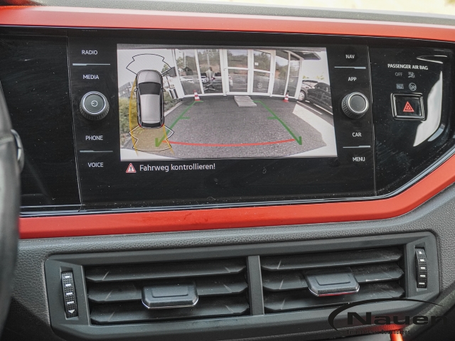 Polo VI GTI 2.0 TSI DSG Navi LED ACC Dyn. Kurvenlicht