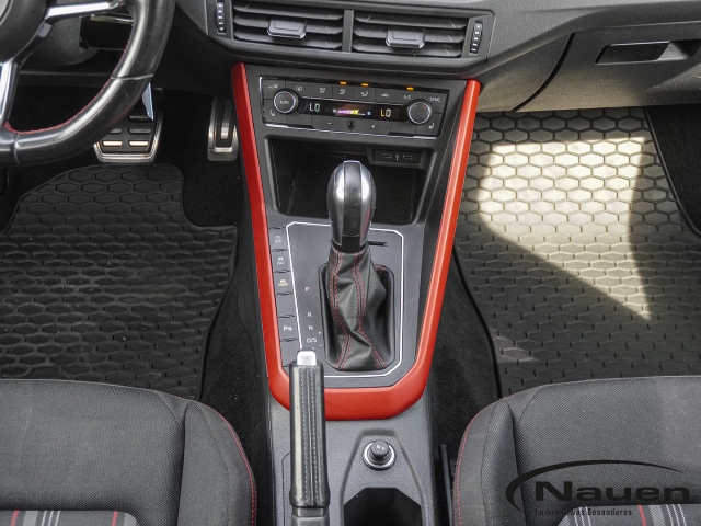 Polo VI GTI 2.0 TSI DSG Navi LED ACC Dyn. Kurvenlicht