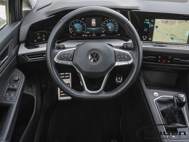 Golf Variant VIII 1.5 TSI Active AHK Navi LED Sperrdiff. ACC El. Heckklappe