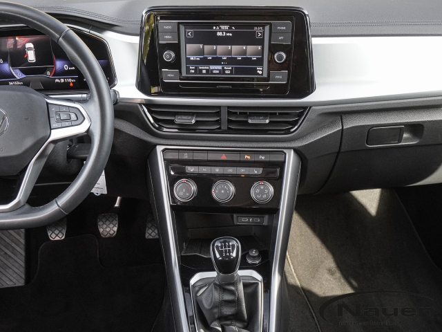 T-Roc 1.0 TSI 6-Gang LED DAB Parklenkass. Totwinkelassistent Spurhalteass.