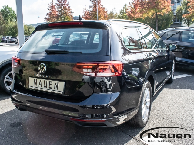 Passat Variant Business DSG +ACC+NAVI+KAMERA+CLIMATRONIC+APP-CONNECT+