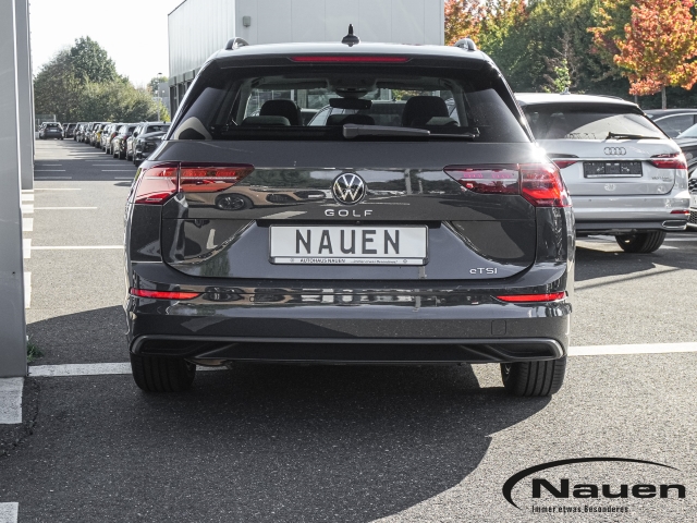 Golf Variant Life DSG +PANO+MATRIX+H&K+KAMERA+NAVI+