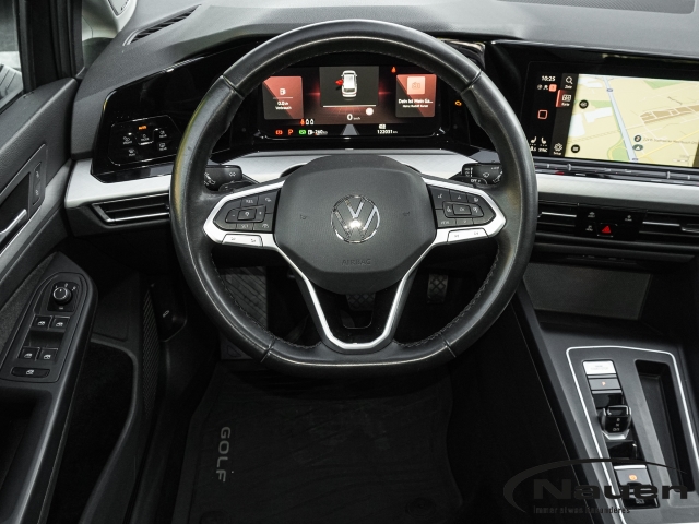 Golf Variant Life DSG +PANO+MATRIX+H&K+KAMERA+NAVI+