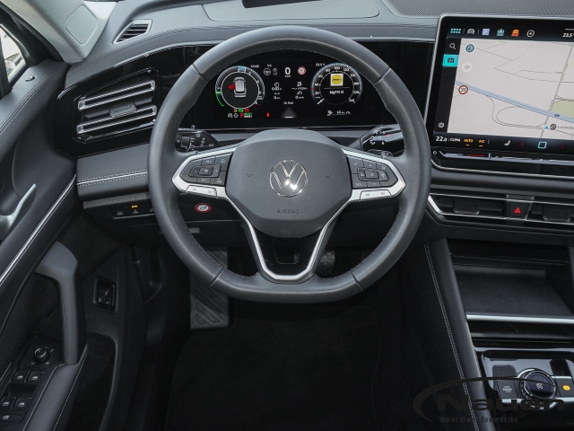 Tiguan TSI eHybrid 200 kW Elegance +ACC+KAMERA+HUD+NAVI+