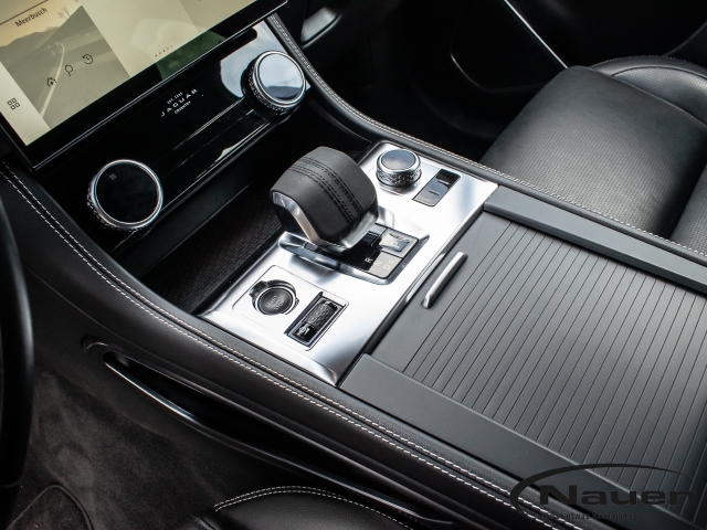 F-Pace R-Dynamic SE AWD +LED+STAND.HZG.+LEDER+ACC+