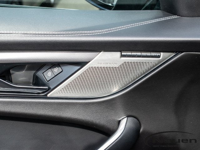 F-Pace R-Dynamic SE AWD +LED+STAND.HZG.+LEDER+ACC+