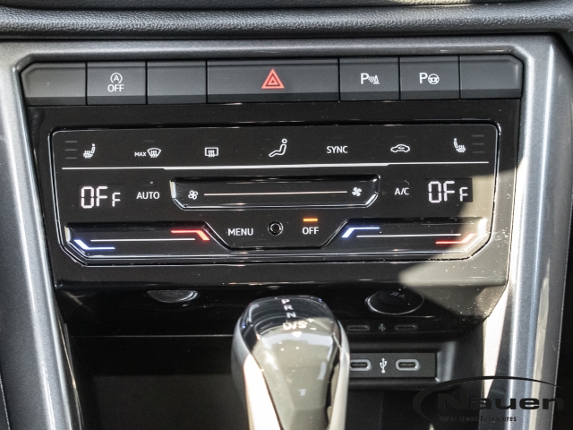 T-Roc Style 2.0 TDI DSG +AHK+KAMERA+ACC+NAVI+