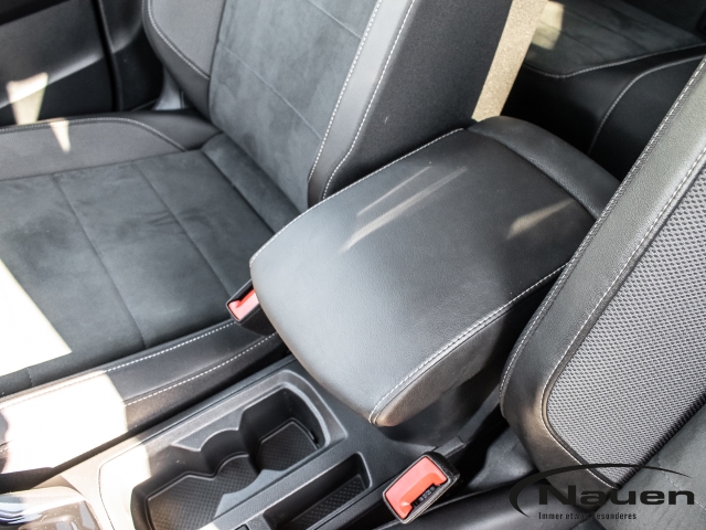 T-Roc Style 2.0 TDI DSG +AHK+KAMERA+ACC+NAVI+