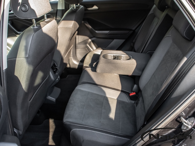 T-Roc Style 2.0 TDI DSG +AHK+KAMERA+ACC+NAVI+
