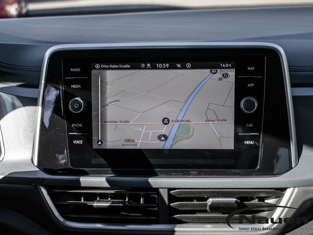 T-Roc 1.5 TSI DSG Style Navi LED ACC Apple CarPlay Android Auto
