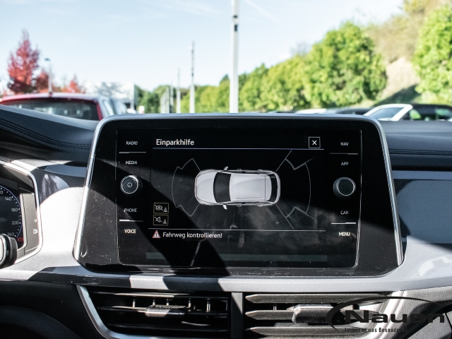 T-Roc 1.5 TSI DSG Style Navi LED ACC Apple CarPlay Android Auto