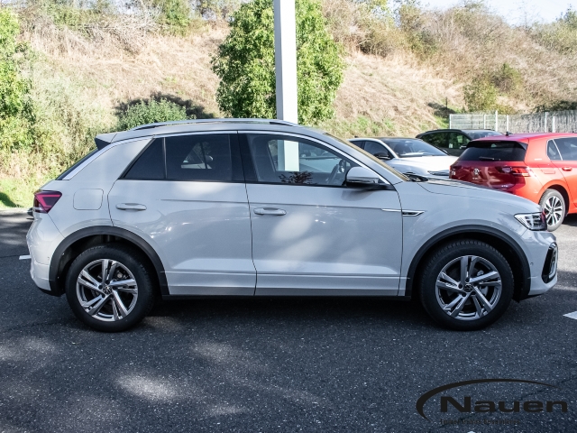 T-Roc R-Line DSG +ACC+SHZ+PDC+LED+APP-CONNECT+