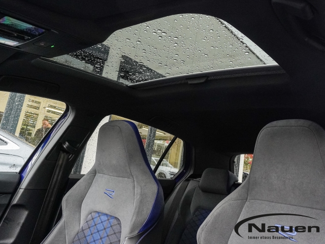 Golf R 4Motion +PERFORMANCE+PANO+ACC+BLACK-STYLE+