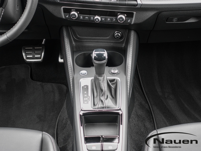 Q2 S-line 35 TFSI S-tronic *ALLWETTER*MATRIX*KAMERA*