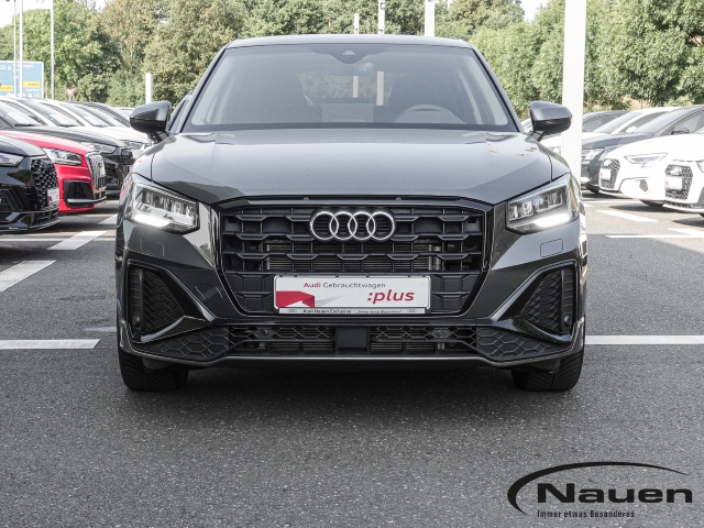 Q2 35 TFSI S tronic S-line Digitales Cockpit Soundsystem LED El. Heckklappe Apple CarPlay