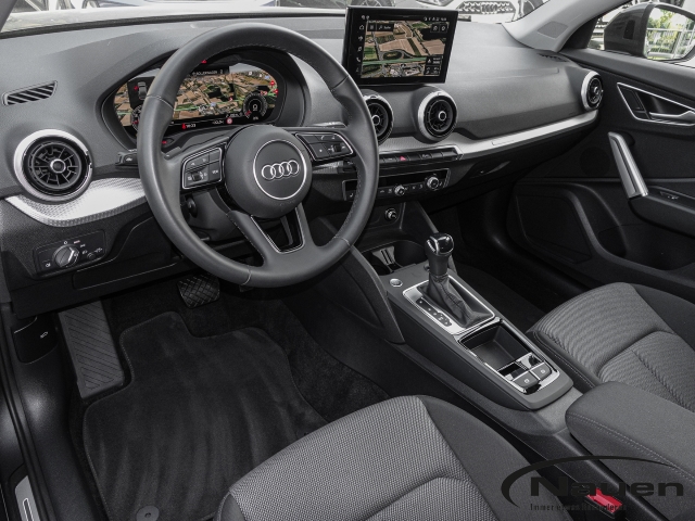 Q2 35 TFSI S tronic S-line Digitales Cockpit Soundsystem LED El. Heckklappe Apple CarPlay