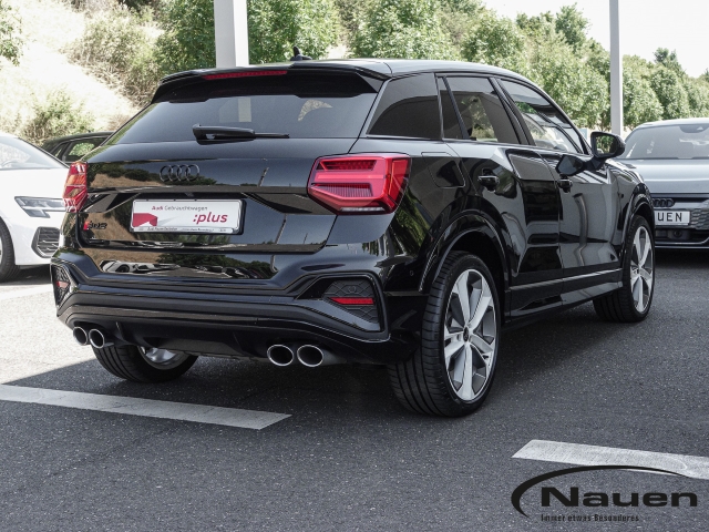 SQ2 quattro *Matrix*MMI Navi*Pano.*Sonos*