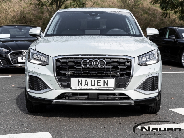 Q2 35 TFSI S-tronic AHK, LED, Navi