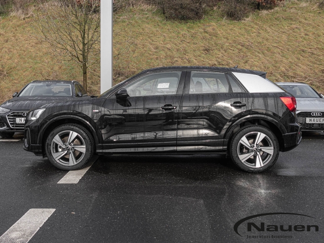 Q2 40 TFSI S-line quattro ACC, LED, Kamera, Navi