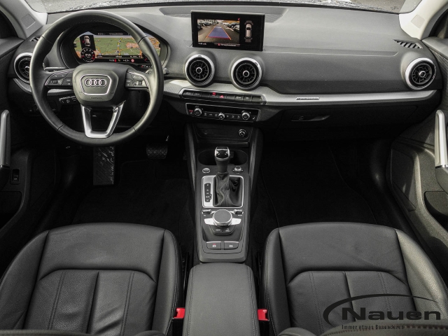 Q2 40 TFSI S-line quattro ACC, LED, Kamera, Navi