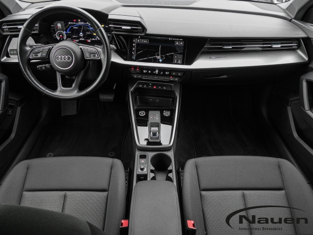 A3 40 TFSIe S-line, LED,HUD,Tempomat,SHZ