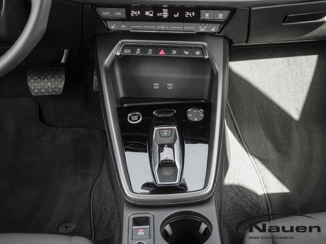 A3 35 TDI S-tronic AHK,NAVI,ACC,KAMERA
