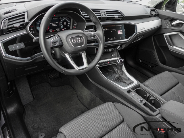 Q3 35 TFSI S-tronic AHK,ACC,OPTIK,INTERFACE