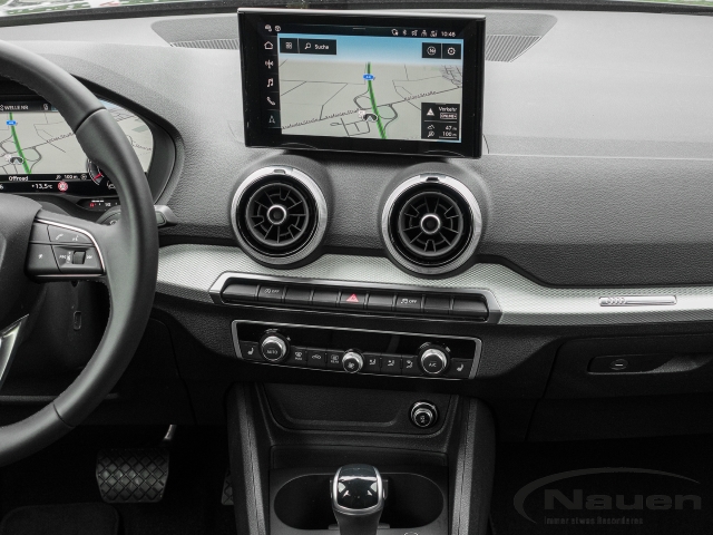 Q2 35 TFSI S-tronic S-line ALLWETTER,INTERFACE,LED