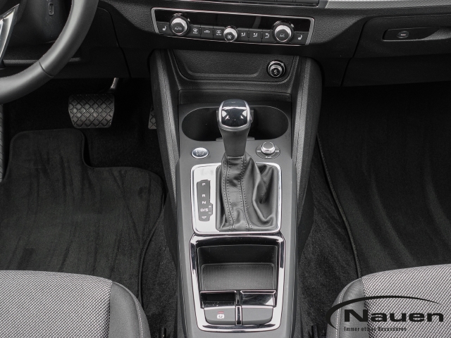 Q2 35 TFSI S-tronic S-line ALLWETTER,INTERFACE,LED